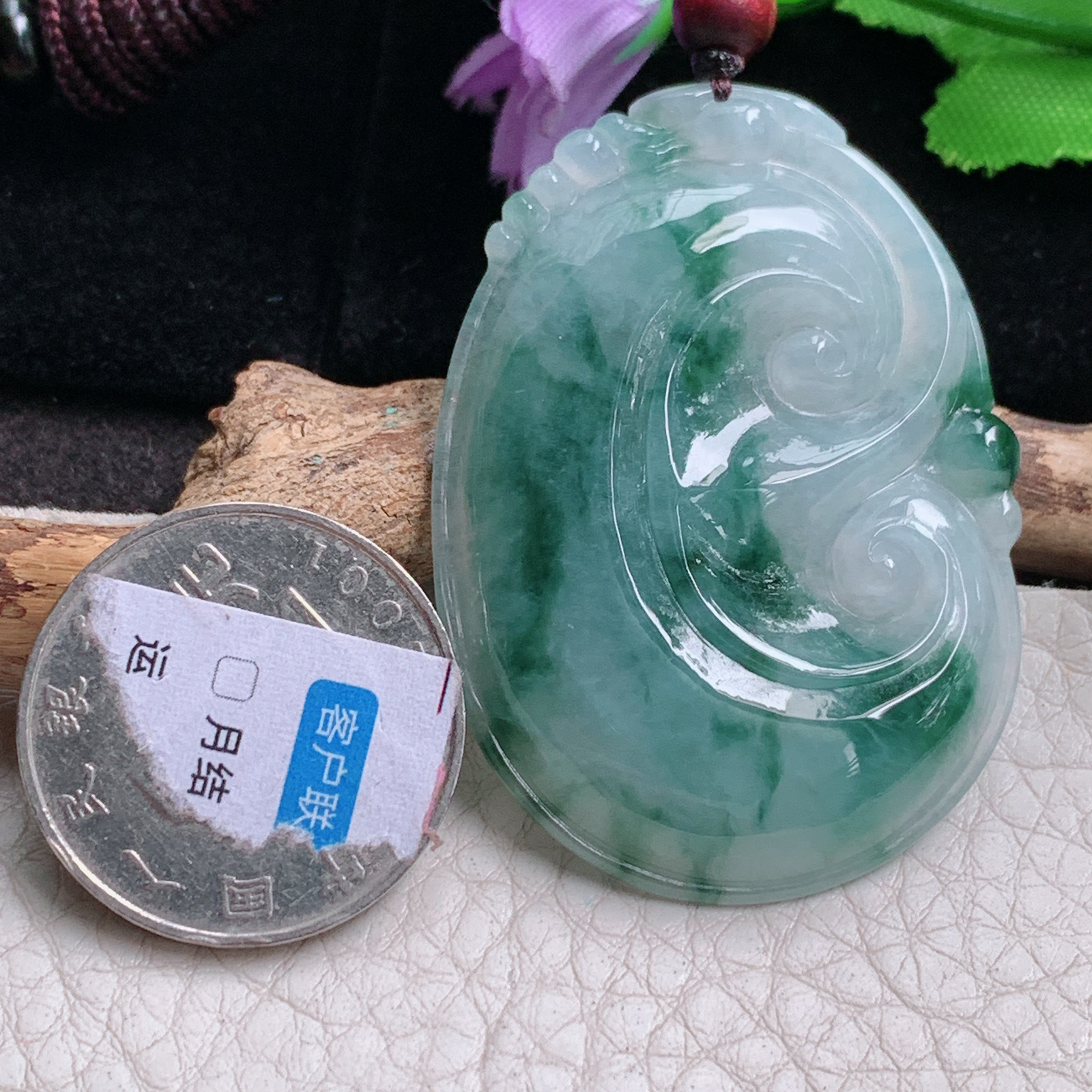 zen实拍48.7*35*5.6缅甸翡翠a货精雕冰飘花如意玉吊坠 玉挂件