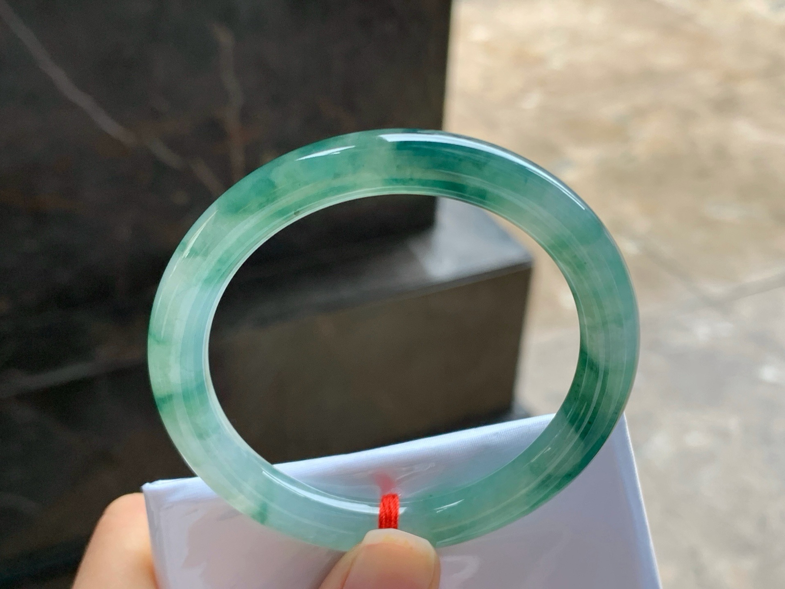 50.5-7.7
蓝花细条^_^飘花鲜艳