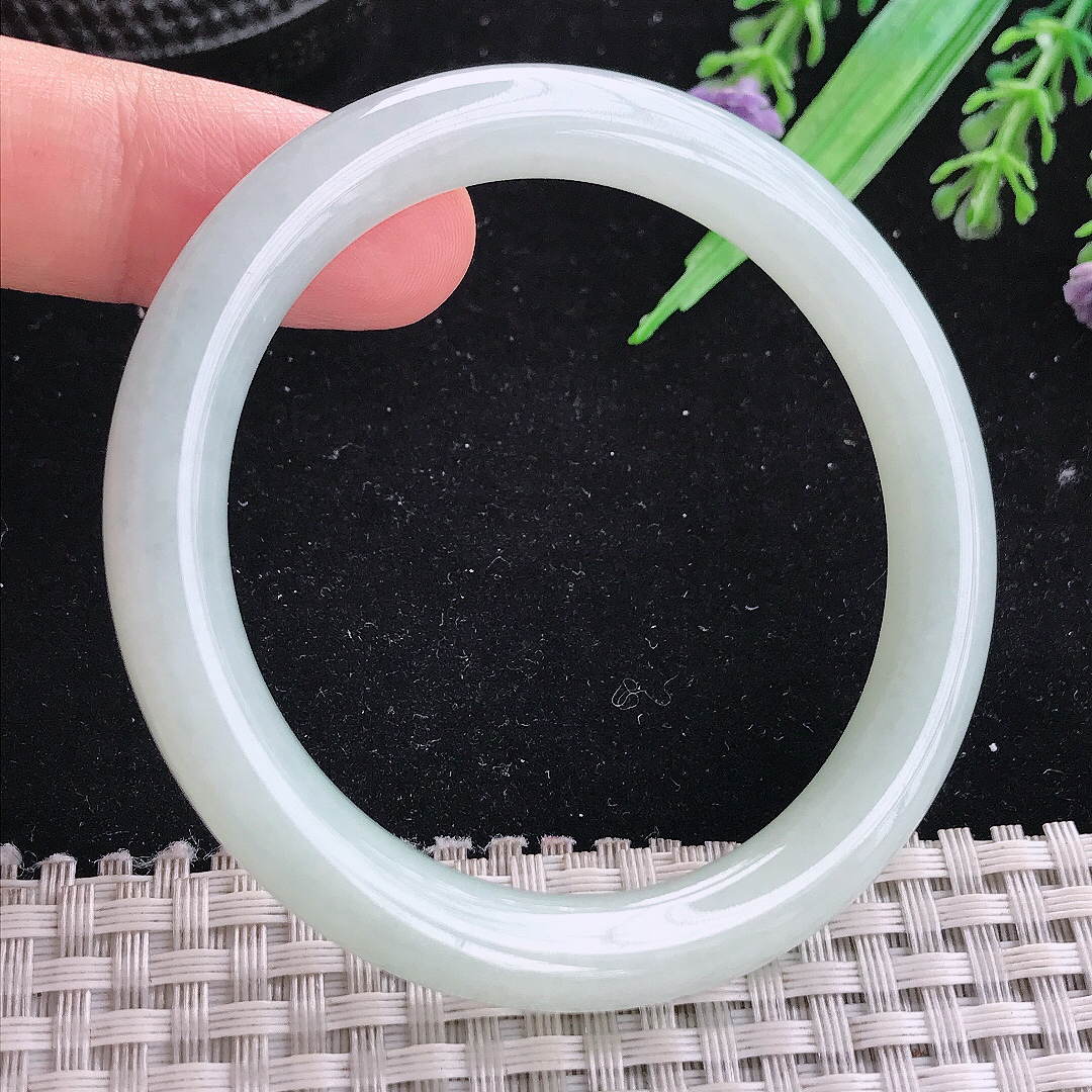 实拍A货翡翠51.5/8.1/8.3老坑冰润细条圆条手镯平安镯平安镯