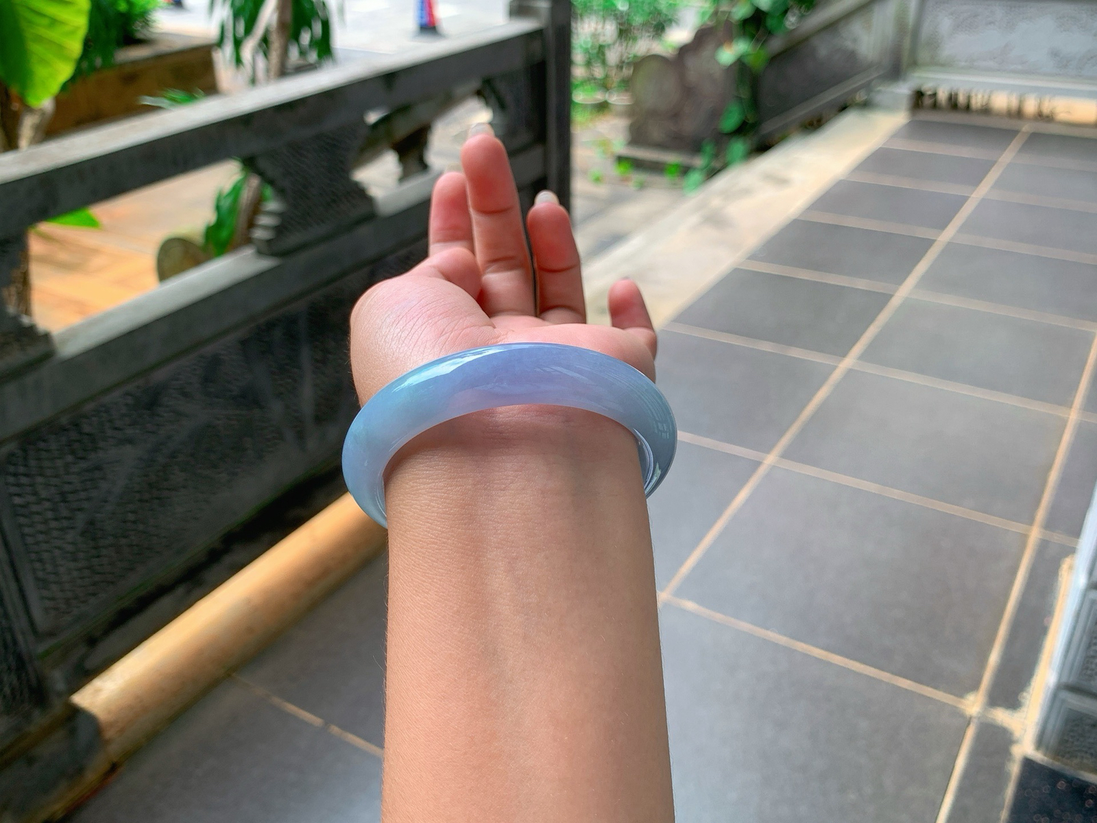 ｜56圈口
浓春，烟紫色，韵味感满满的，艳丽十足迷人性感，尽显优雅之气