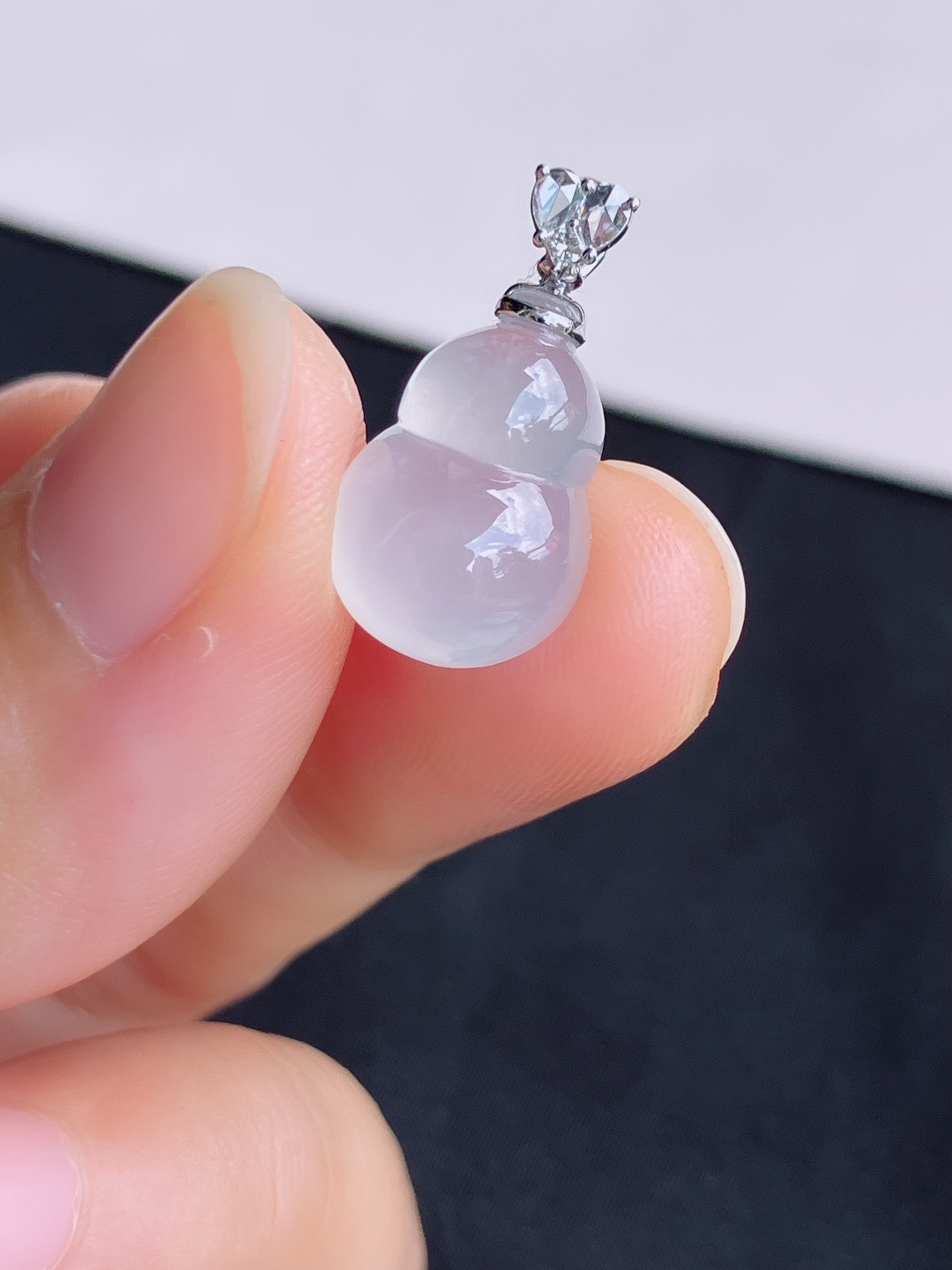 白冰小葫芦，晶莹剔透，简约时尚，尺寸20.5/15.3/10.6/7/自然光实拍