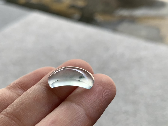 飘彩马鞍 尺寸：15.6×5.7×6.1