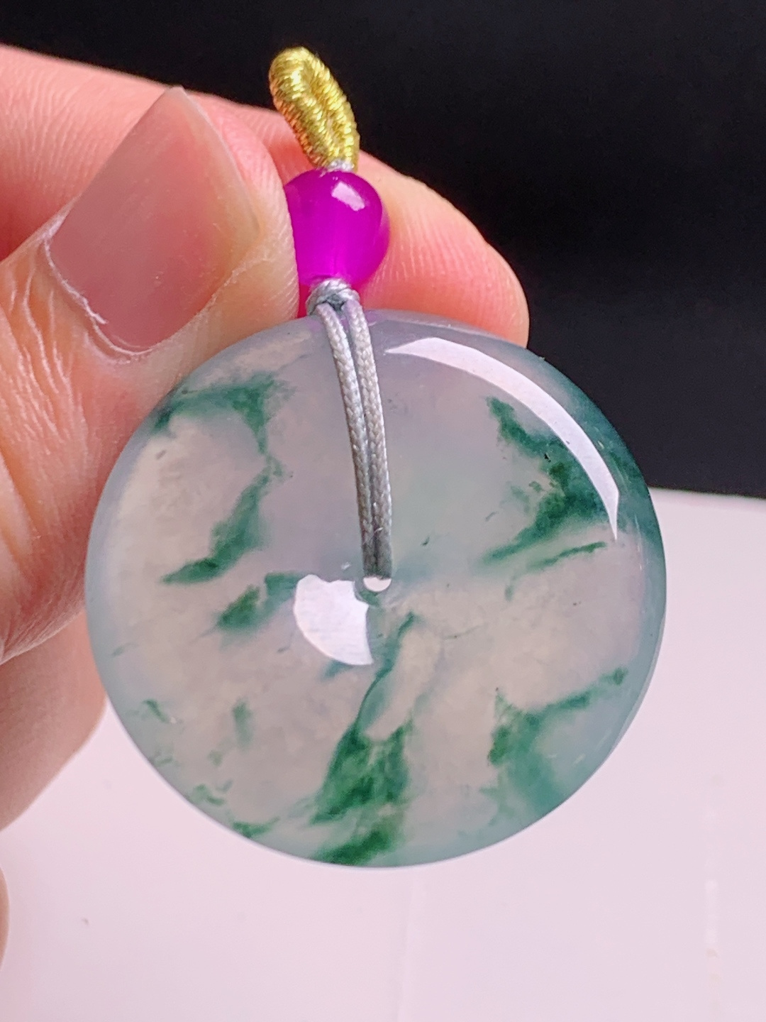 ️ 平安扣，冰底清透，绿花洒脱，堪称精品。 490701