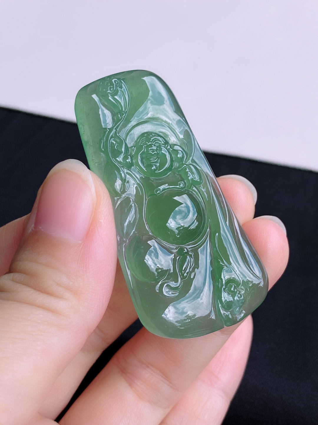 湖水绿佛牌，晶莹剔透，尺寸56.3/28/6/自然光实拍
