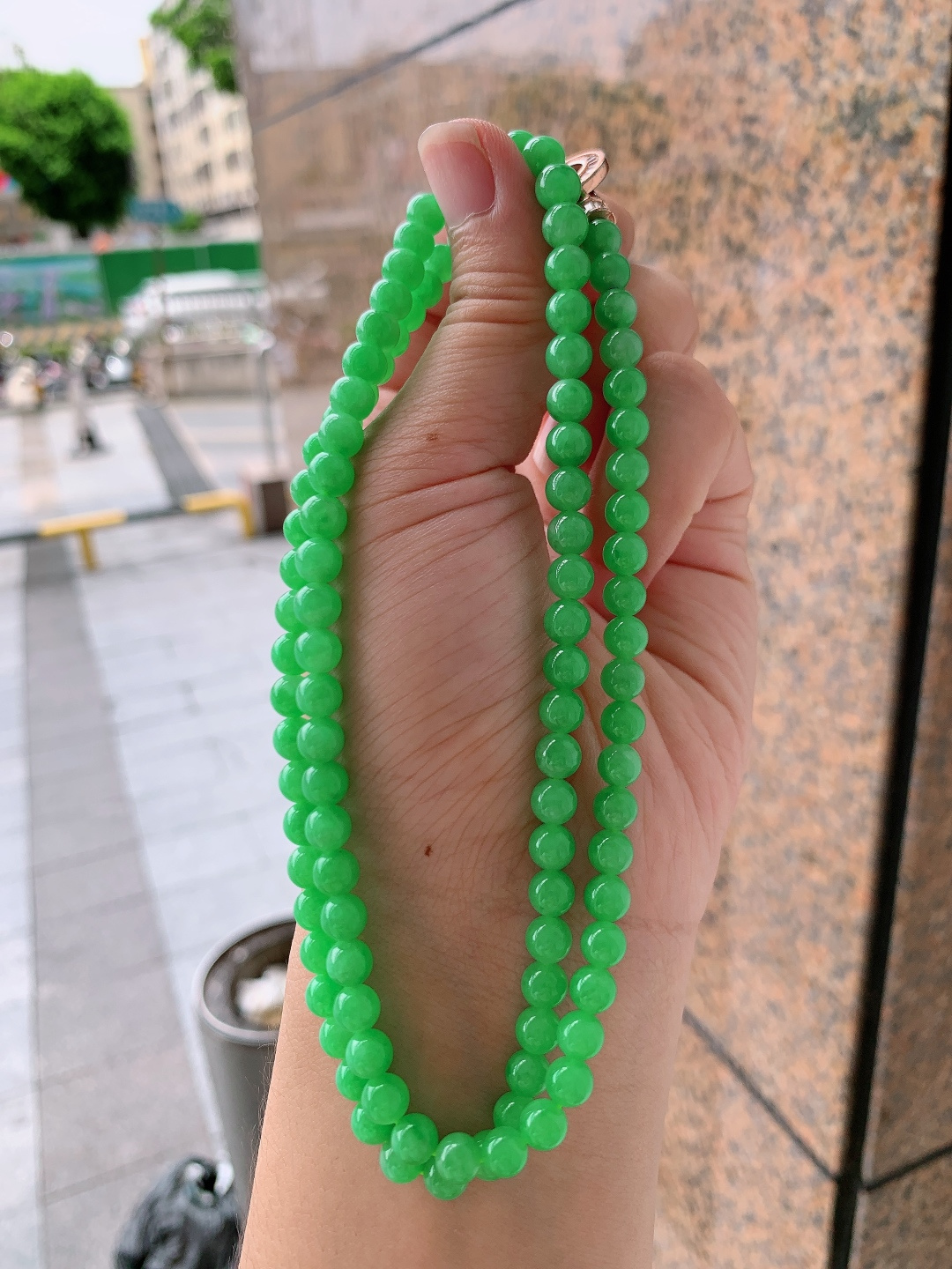 正阳绿珠链，满色辣绿匀净鲜亮，长款叠戴显贵大气 卡5.5 190621