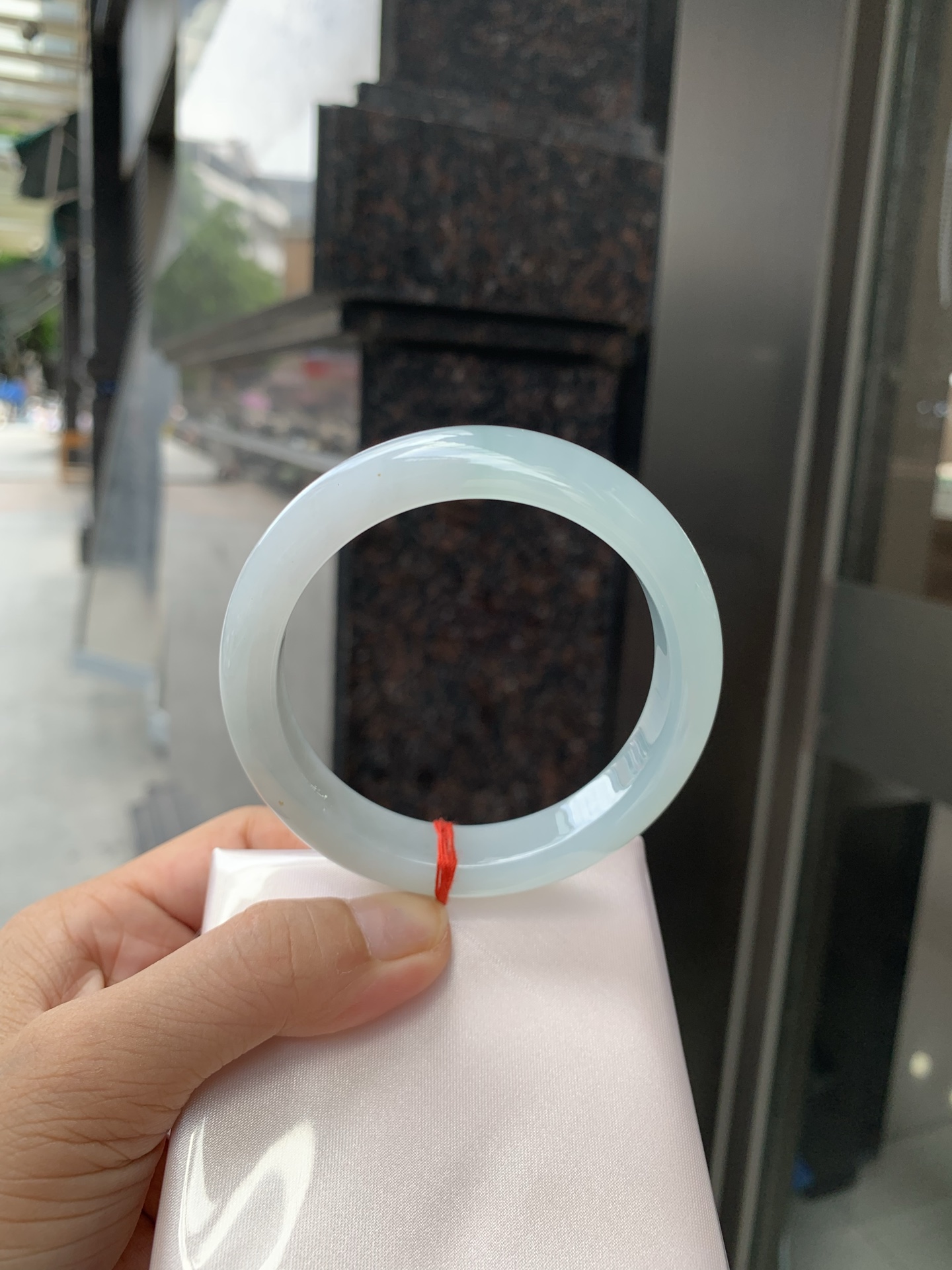 半山水正圈 58.1-8.5-11.8 0705-N1141 打灯细纹，底妆冰润细腻，半山半水天然意境，上手不挑皮，自带清冷感，低调不张扬，越看越有味道