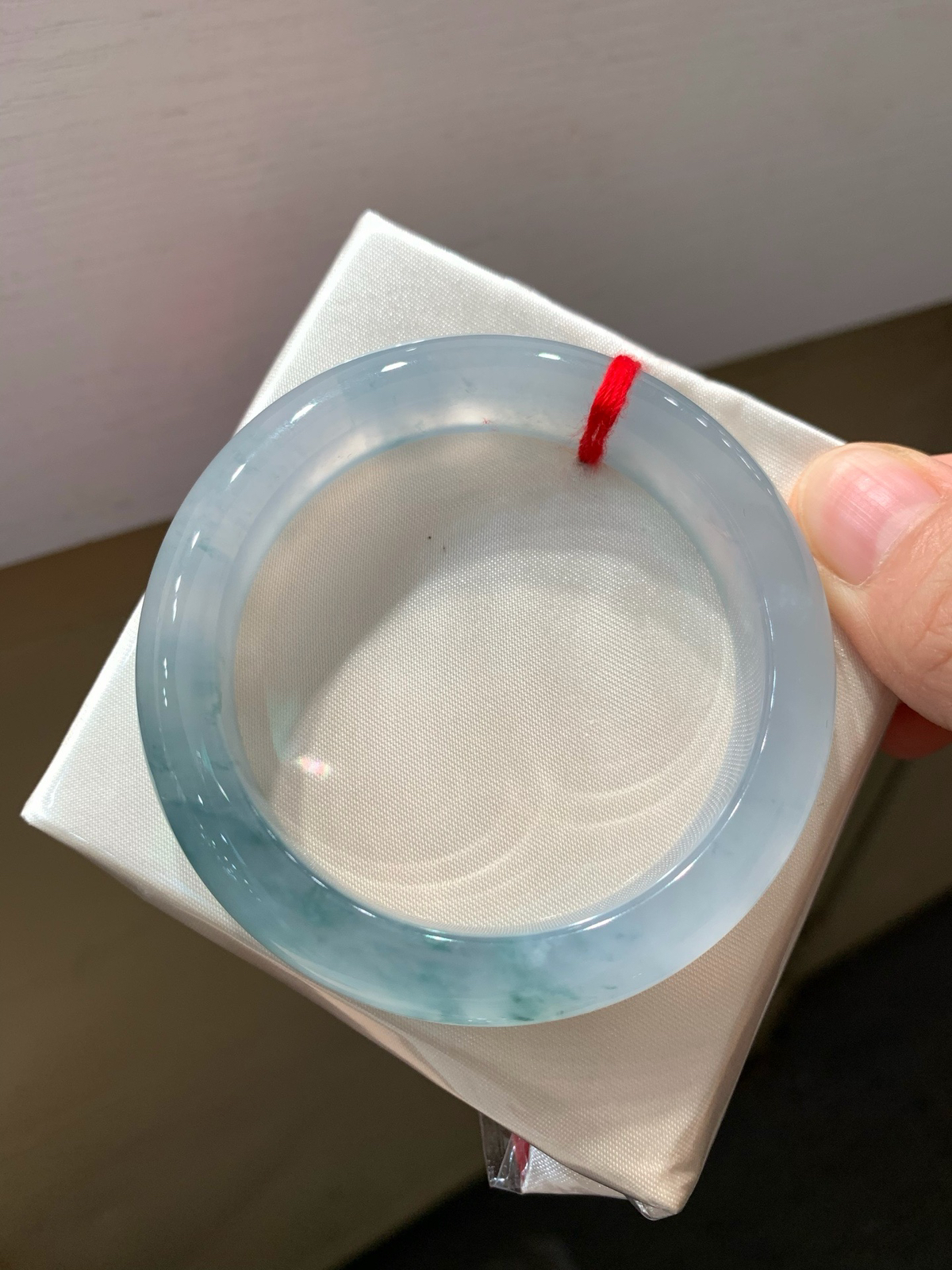 尺寸52.6/11.9/8.8，冰紫飘花手镯
种好水足 清新甜美