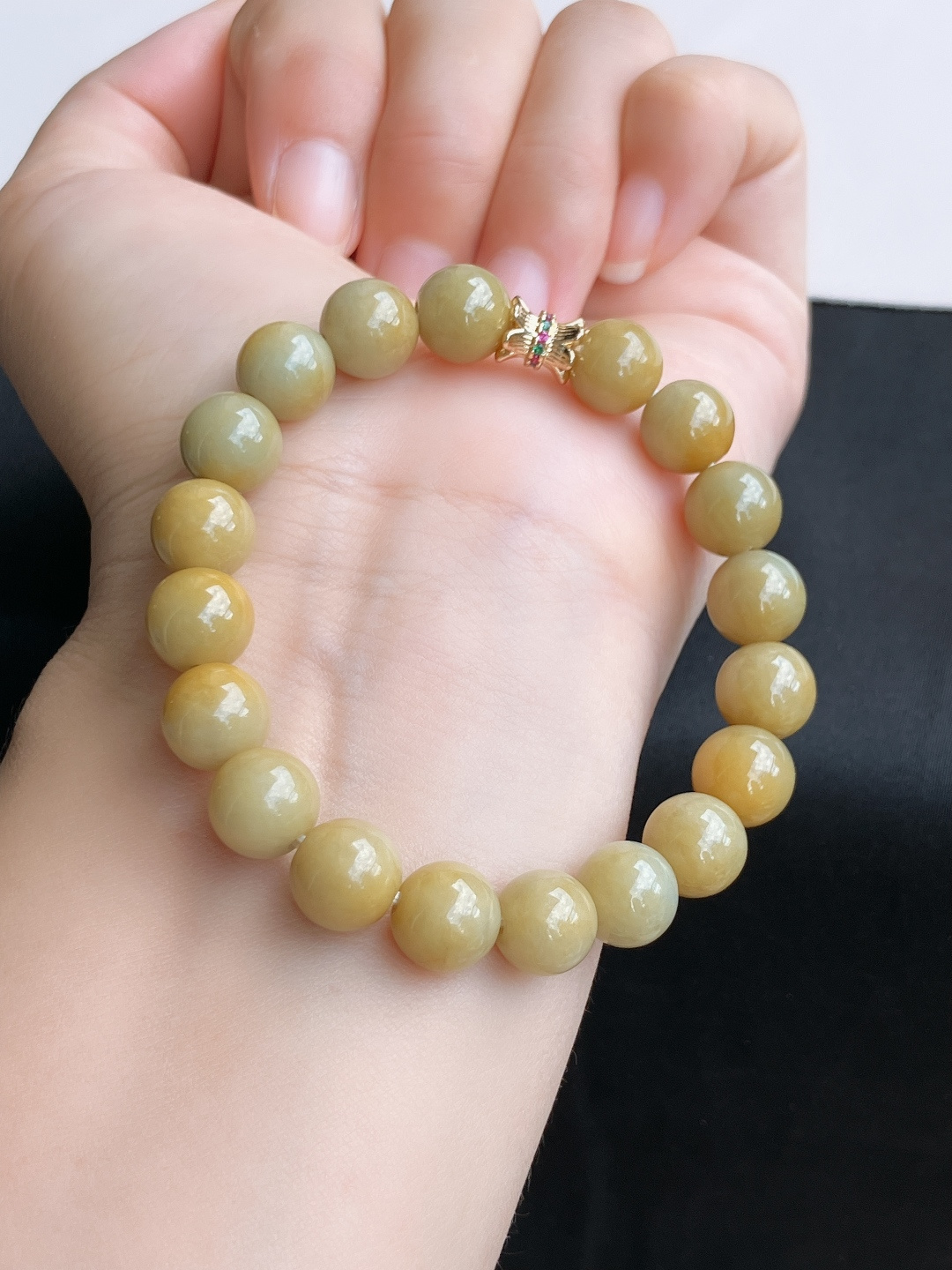 冰黄手串，细腻精致，尺寸10/自然光实拍