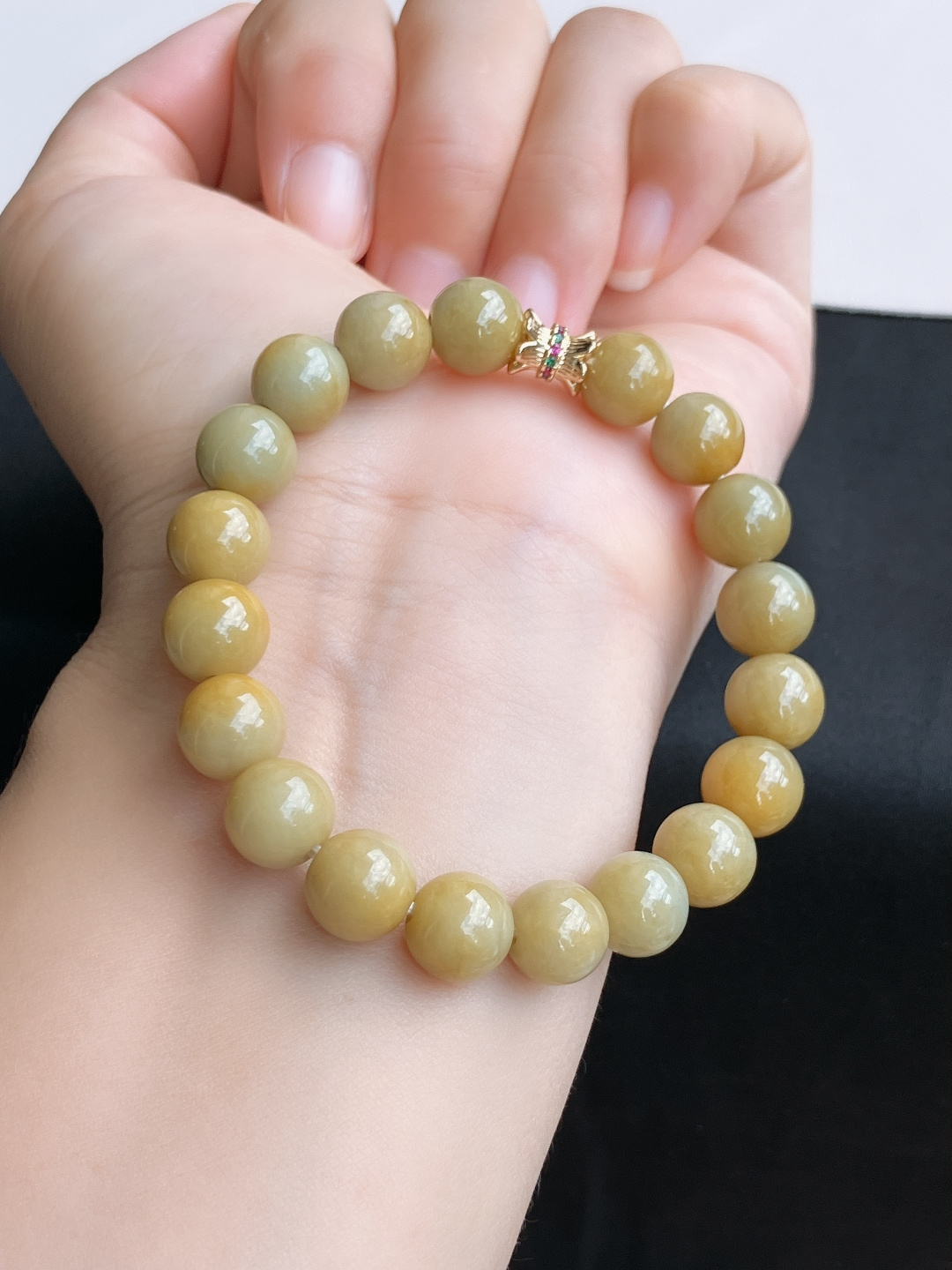 冰黄手串，细腻精致，尺寸10/自然光实拍