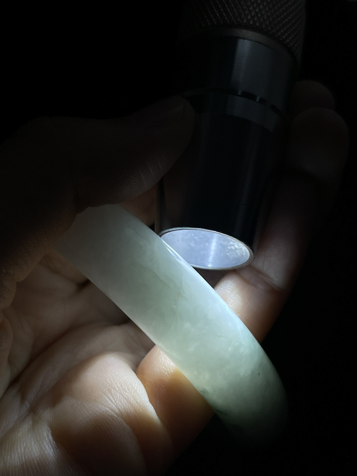 圆镯55圈口，翡翠糯化种淡紫色手镯