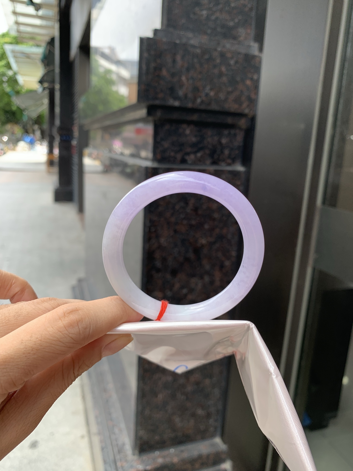 美人条 53.3-8.2-8.4 0705-N1152 打灯棉絮，底妆水润，半圈渐变吸睛抢眼，浪漫迷人，仙气飘飘，优雅高贵显气质，感满满，满满底色均匀不失色，不同光线不一样视觉感受