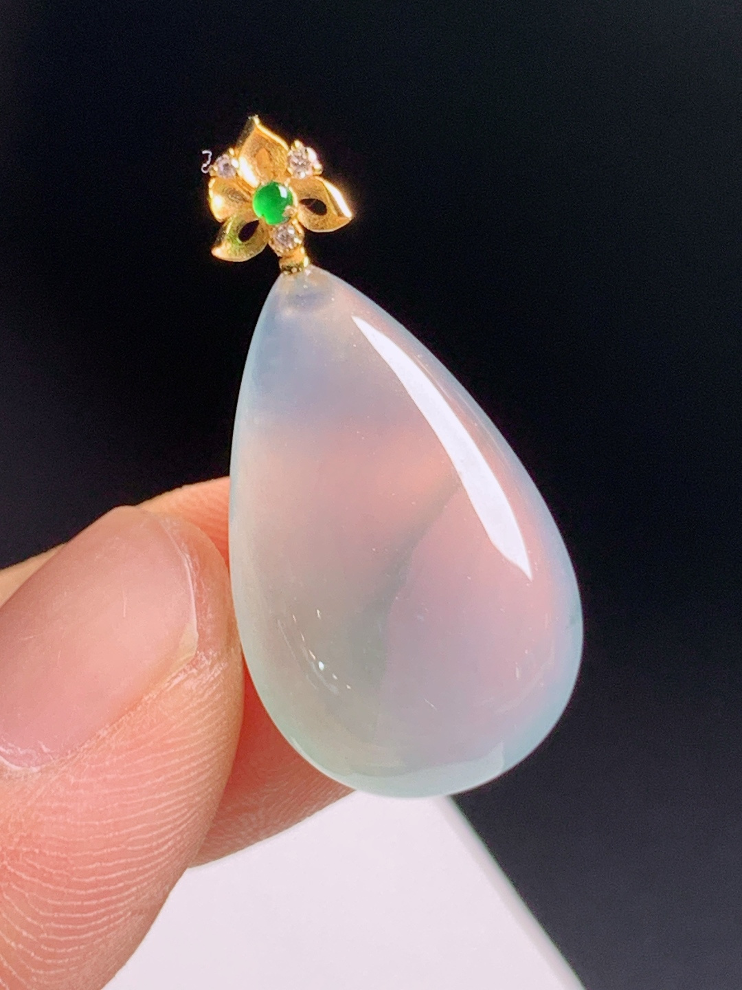 ️ 水滴吊坠，通透起光金镶花头，温婉灵动氛围感拉满