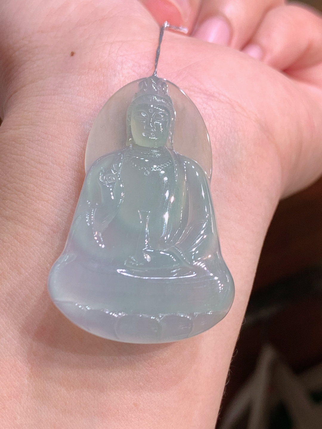 ️ 素衣观音，玉质冰润雕工细腻，静心温润庇佑 裸石47.3-31.5-5.7 010702