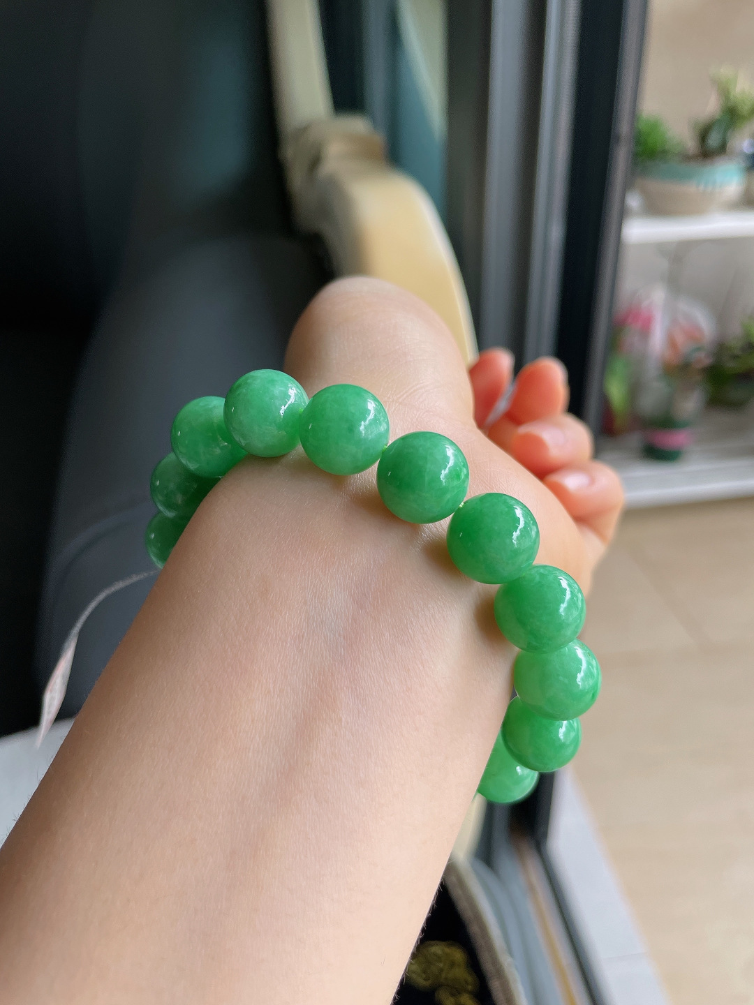 ️，缅甸天然翡翠A货，冰满绿手串，尺寸：12mm。【编3484】