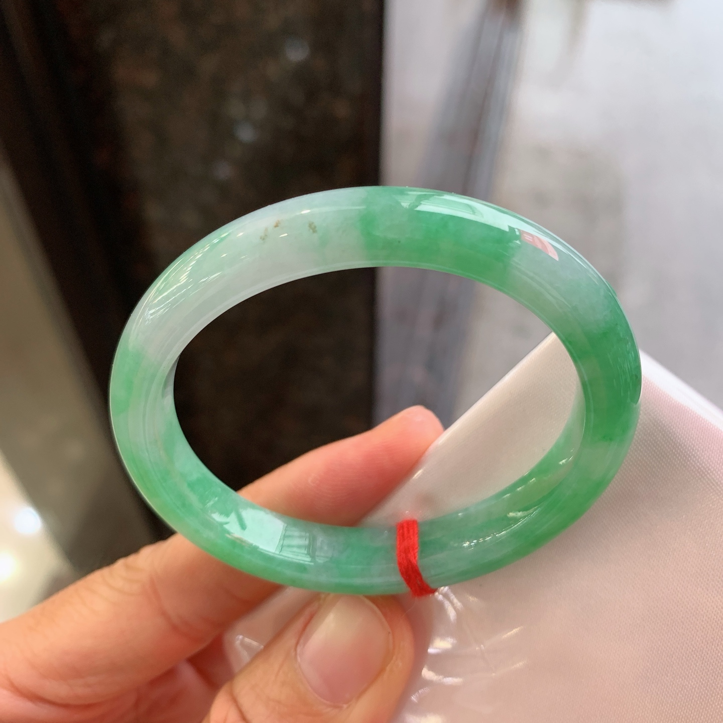 贵妃飘绿 无裂 色好