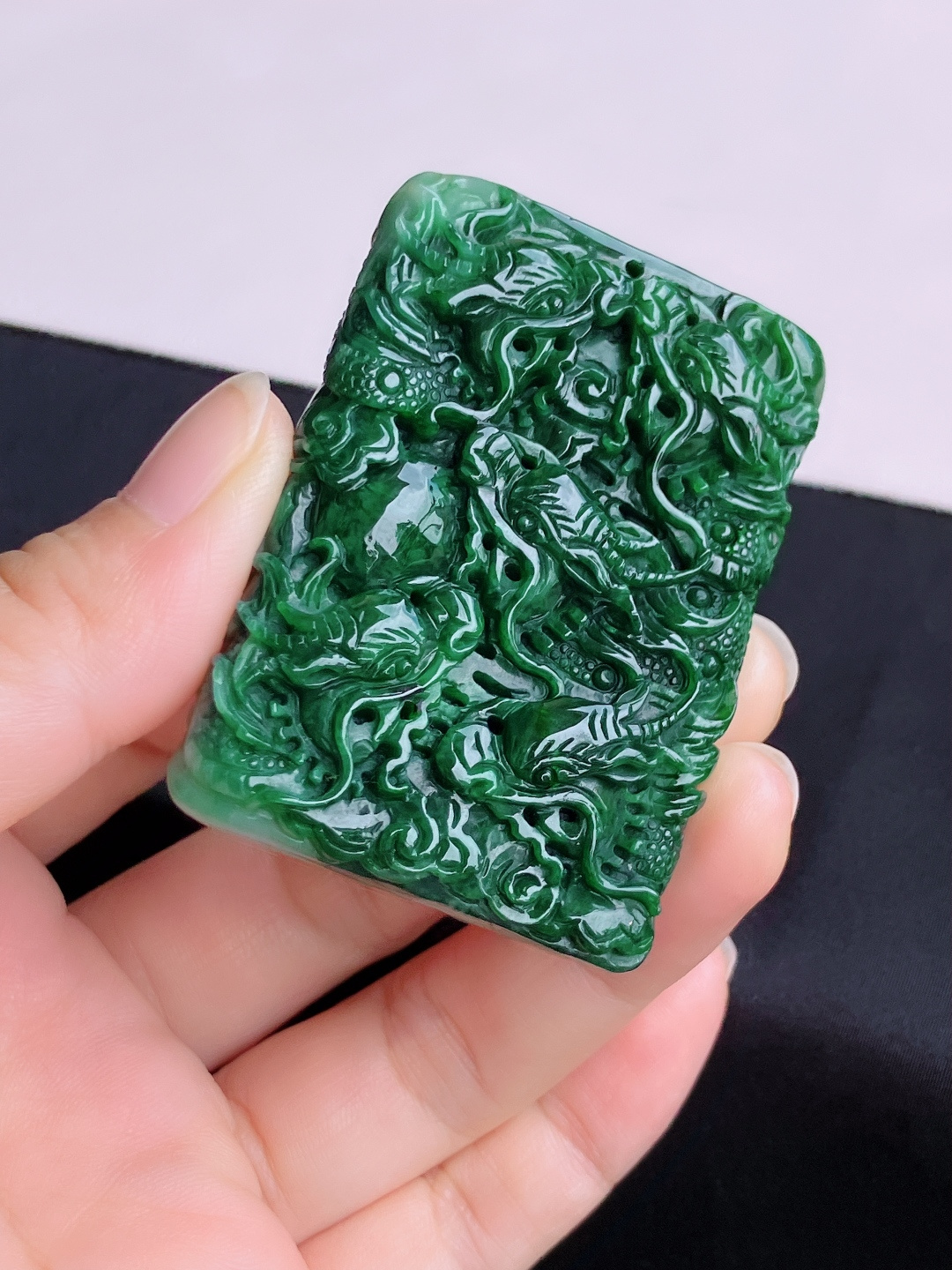 花绿九龙至尊，饱满大气，尺寸59.8/42.6/13.8/自然光实拍