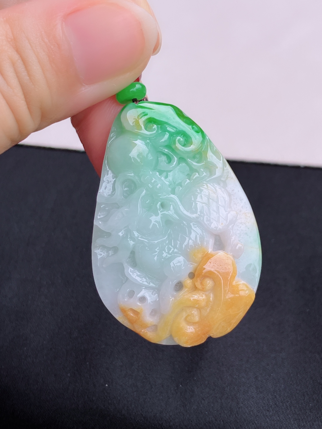 三彩招财麒麟牌，特色，尺寸46/32/10/自然光实拍