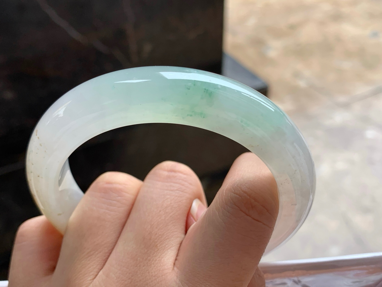 62.5-13.5-10
黄加绿手镯^_^大圈 清新