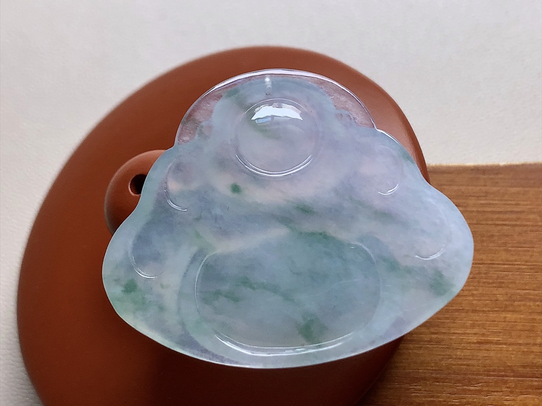 ️ 飘花大佛公 飘花色泽漂亮，种水，厚实无裂，尺寸31.3*18*6.3