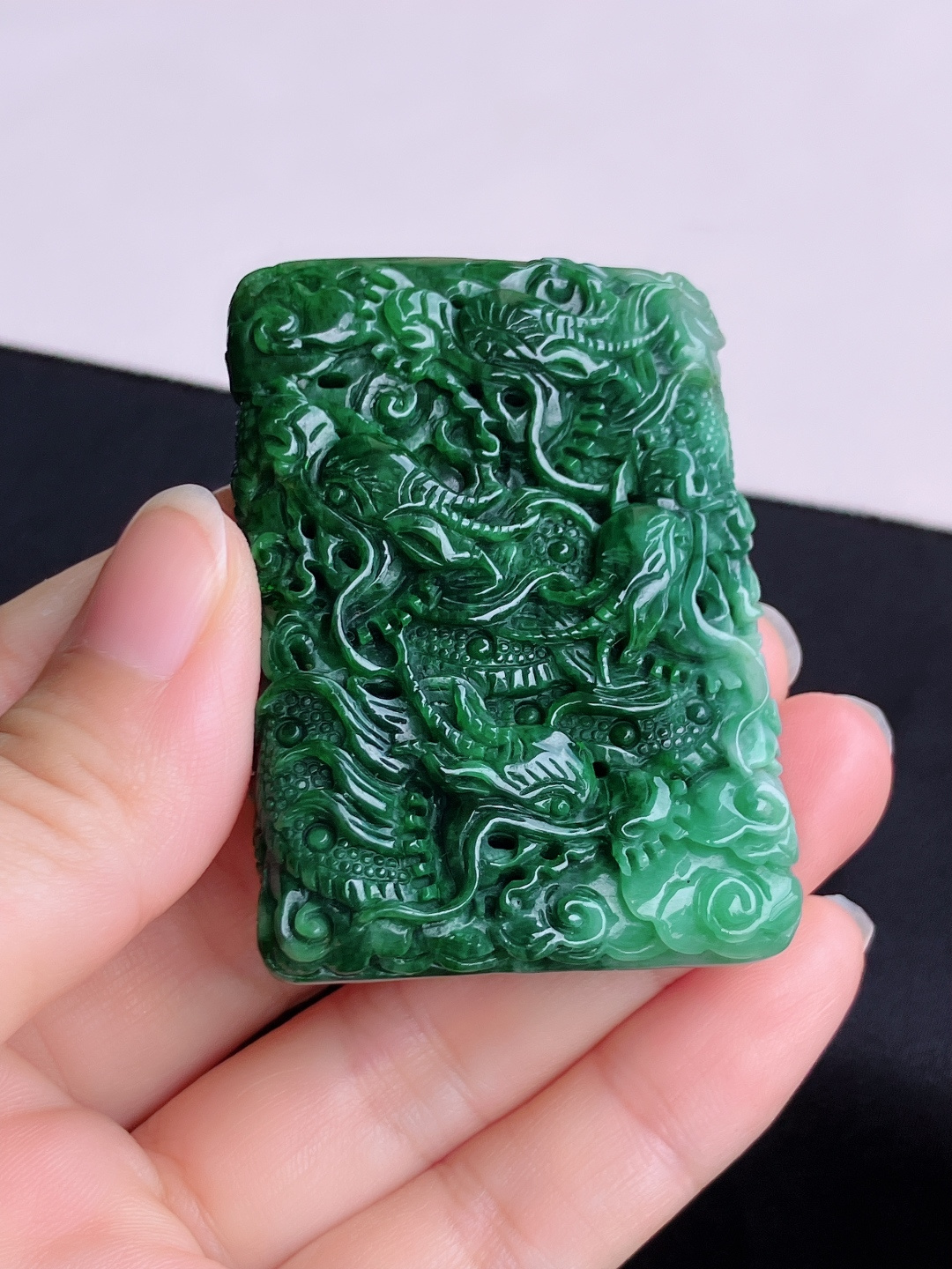 花绿九龙至尊，饱满大气，尺寸59.8/42.6/13.8/自然光实拍