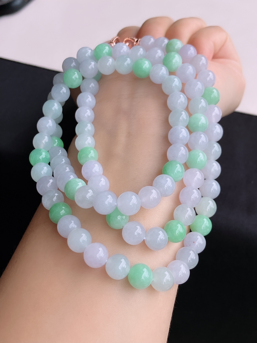 双彩大珠链，饱满大气，尺寸8.3/3圈半，自然光实拍