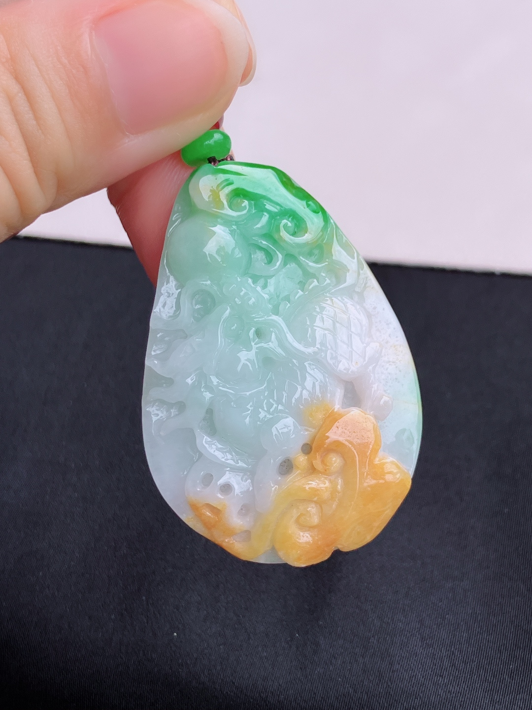 三彩招财麒麟牌，特色，尺寸46/32/10/自然光实拍