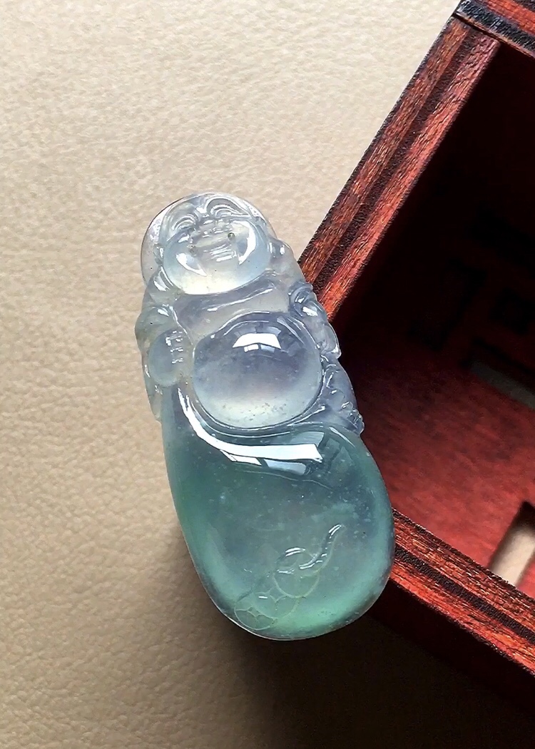 ️ 飘彩布袋佛 飘彩十分漂亮，种老起胶，无裂，尺寸30.8*14.5*6