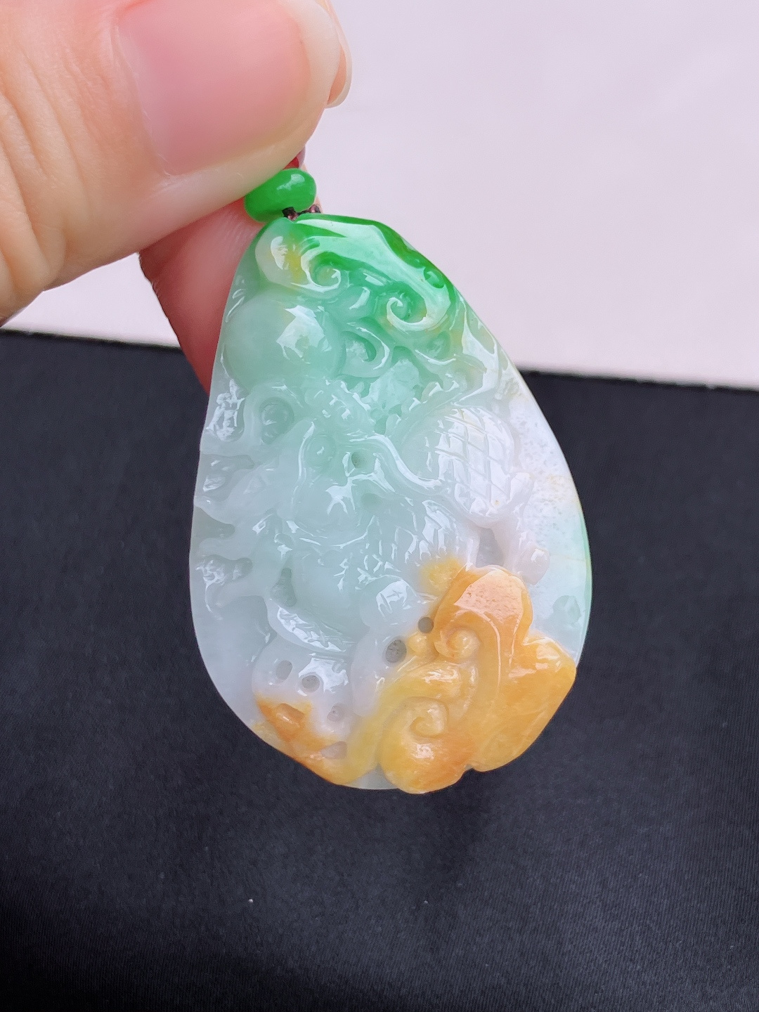 三彩招财麒麟牌，特色，尺寸46/32/10/自然光实拍