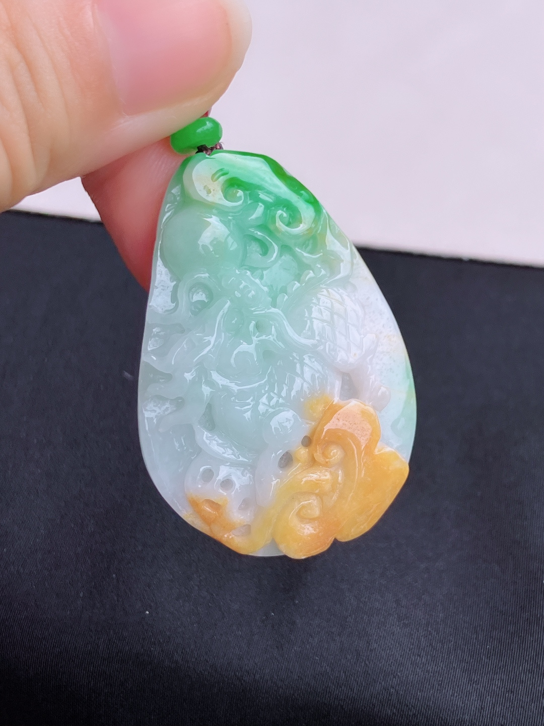 三彩招财麒麟牌，特色，尺寸46/32/10/自然光实拍
