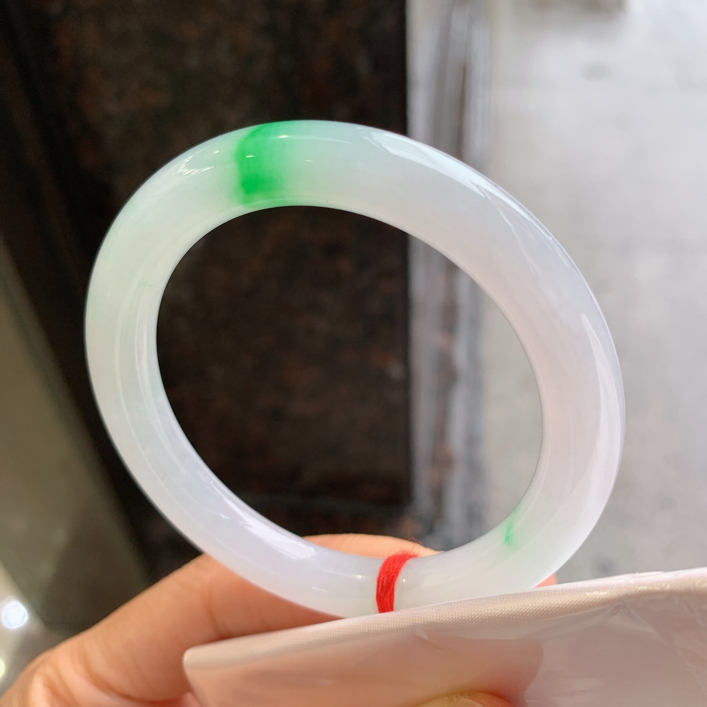 圆条冰飘绿 微细纹 尺寸：52.6/8.6/8.8 清爽