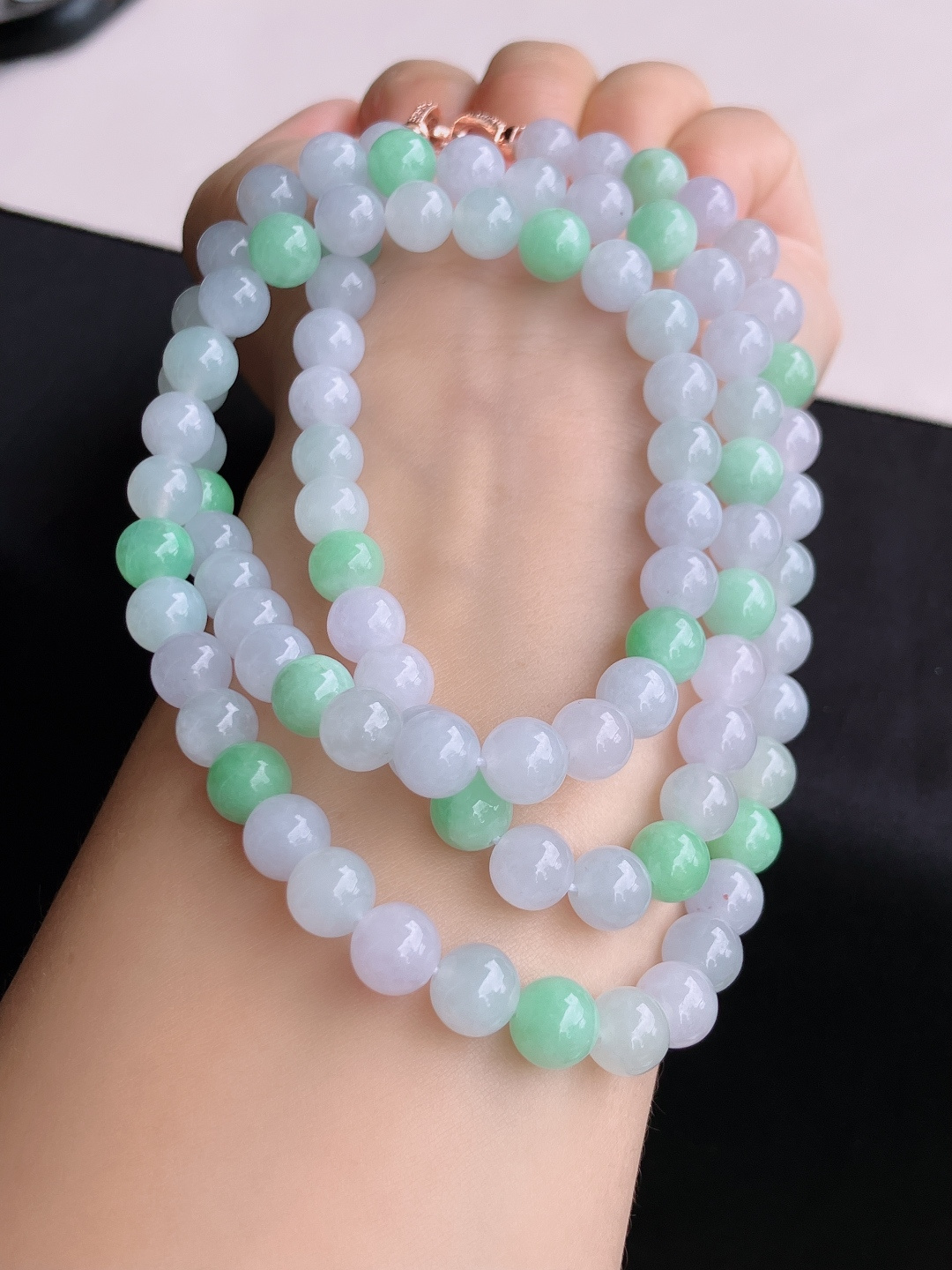 双彩大珠链，饱满大气，尺寸8.3/3圈半，自然光实拍