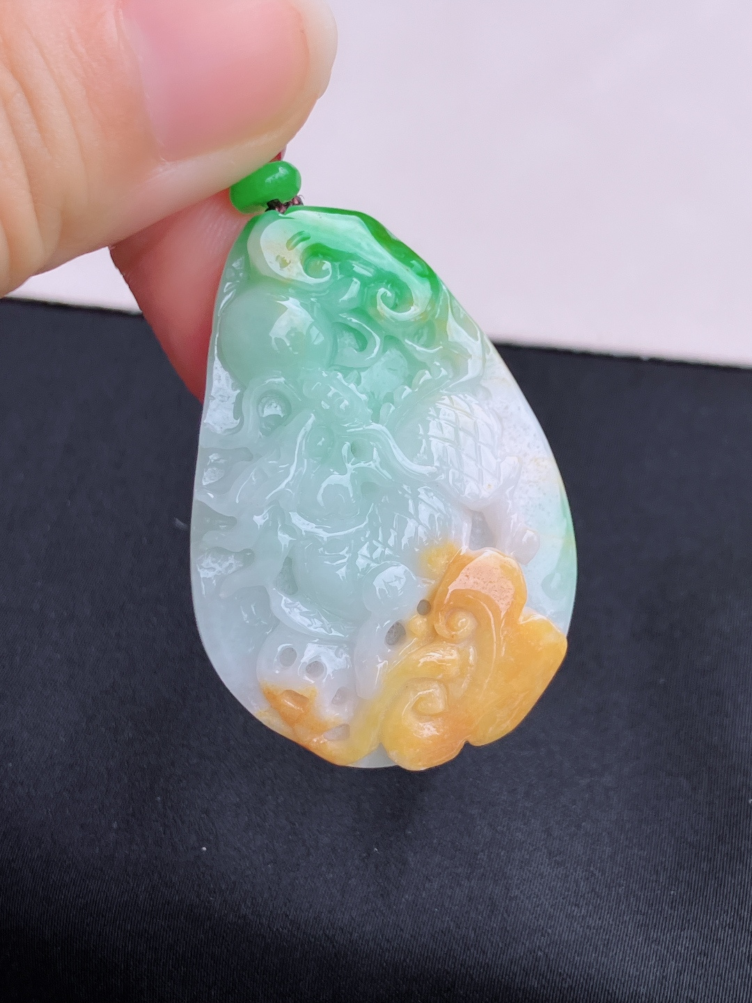 三彩招财麒麟牌，特色，尺寸46/32/10/自然光实拍
