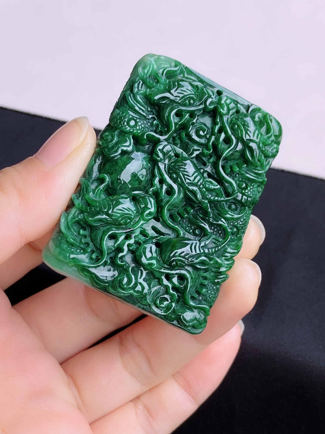 花绿九龙至尊，饱满大气，尺寸59.8/42.6/13.8/自然光实拍