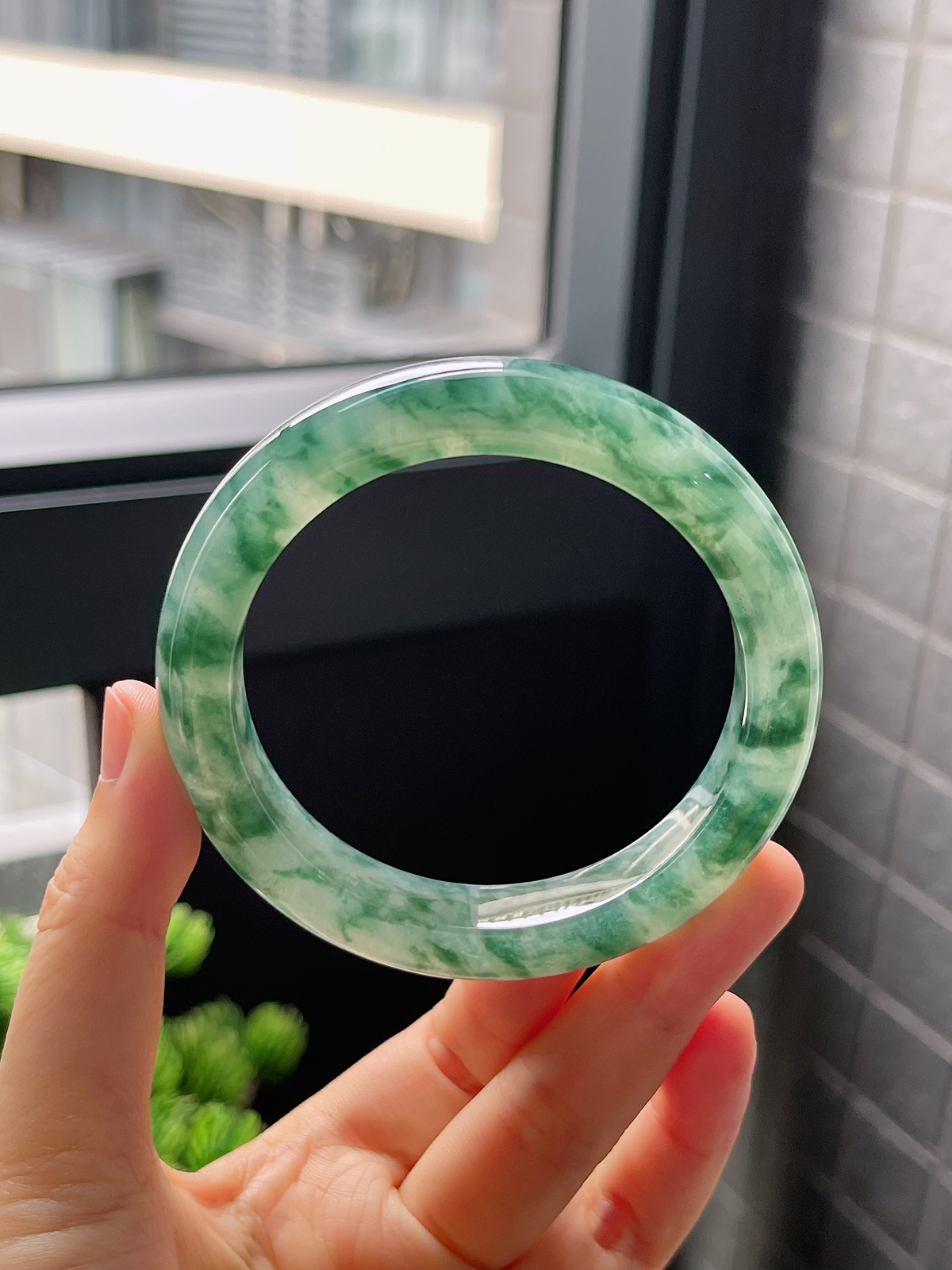 圈口57，冰糯种飘花翡翠正圈手镯