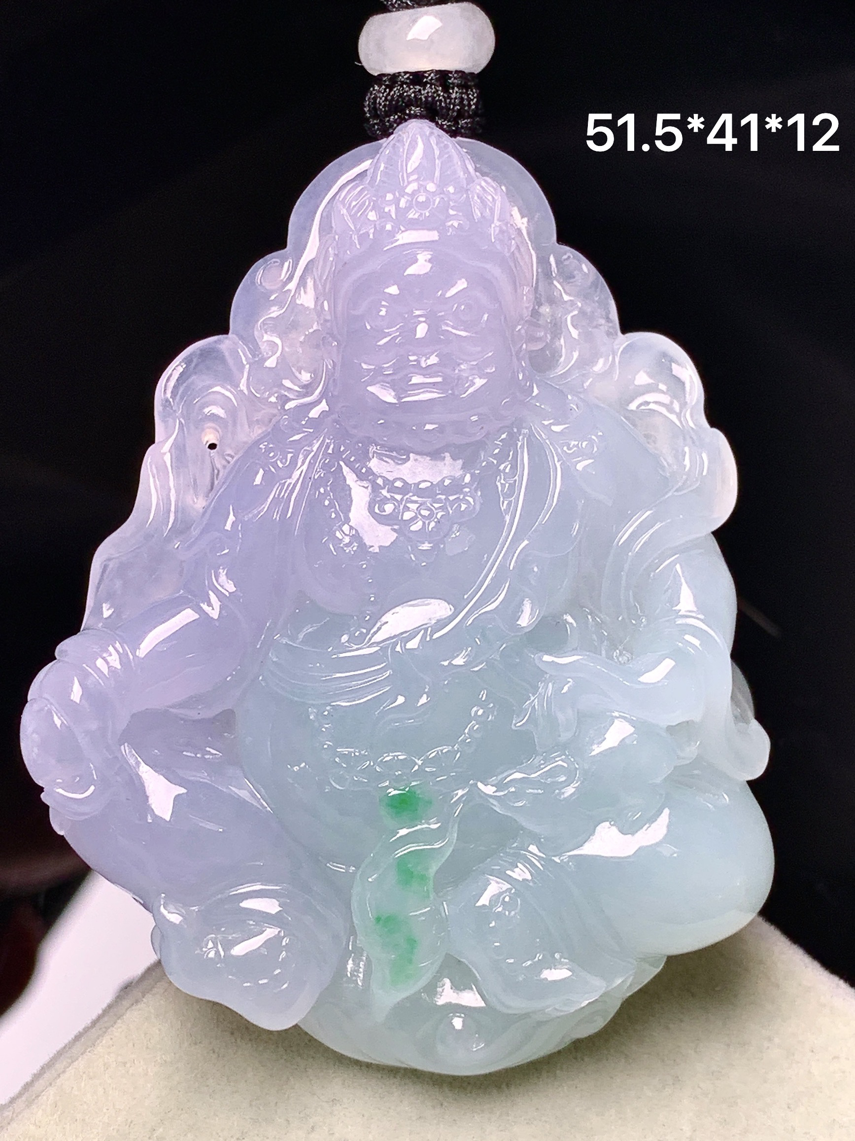 飘绿黄财神吊坠 玉质细腻 色泽艳丽清新 整体尺寸51.5*41*12 a5