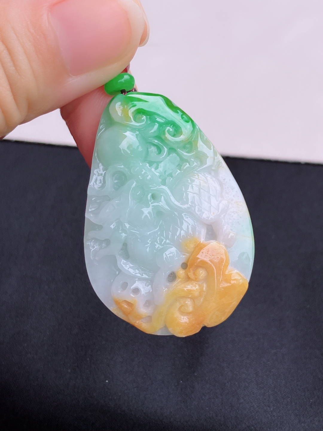 三彩招财麒麟牌，特色，尺寸46/32/10/自然光实拍