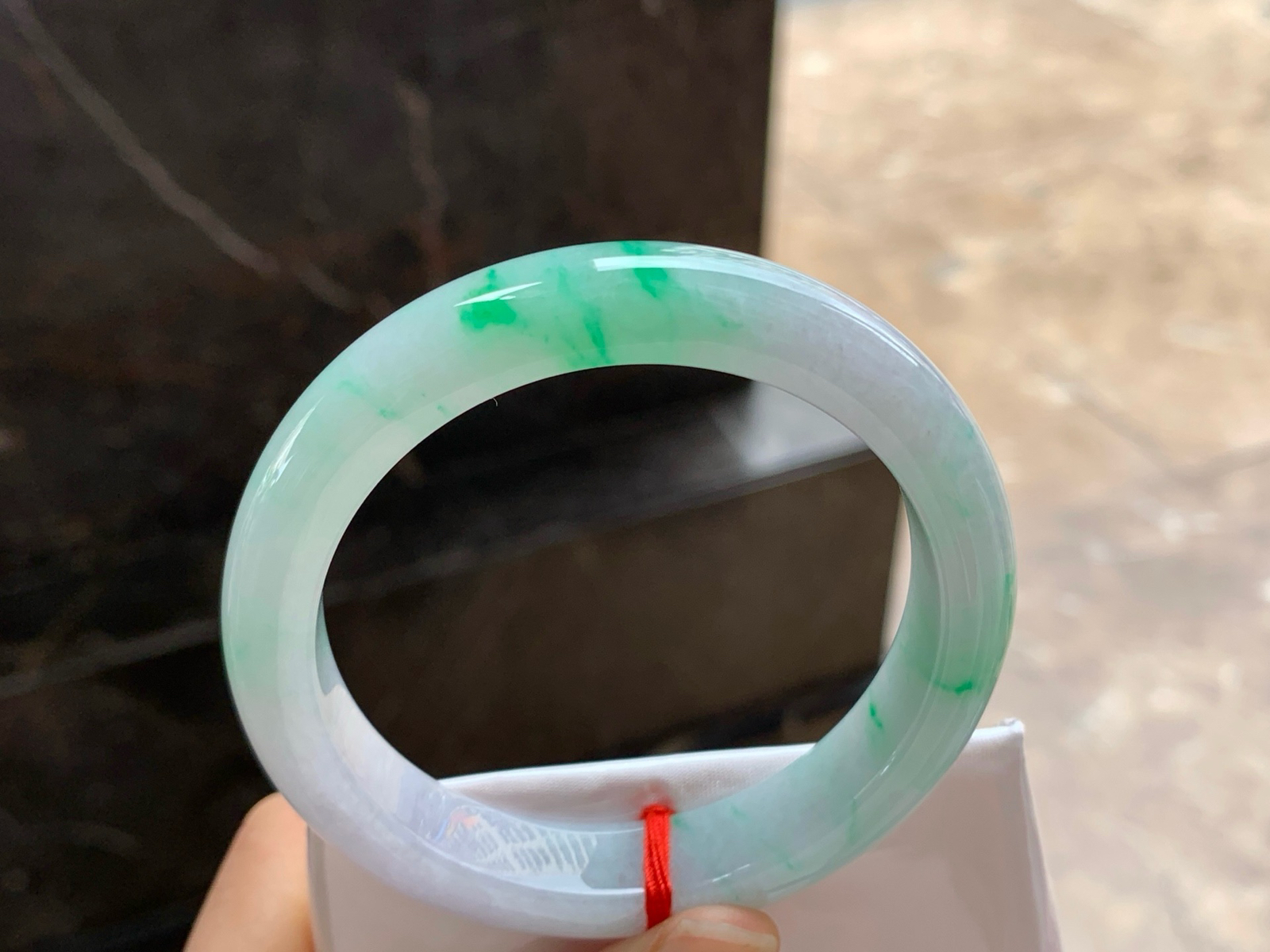 54.5-11.5-8.6
飘绿手镯^_^色阳