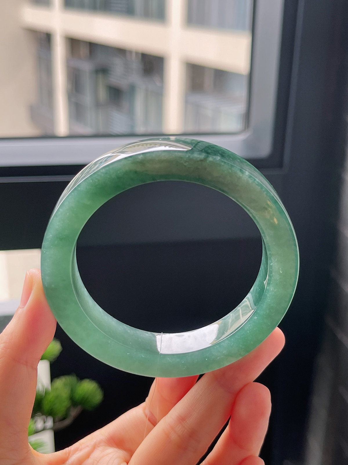 翡翠镯饼，⭕️正圈最大做59，最小做57