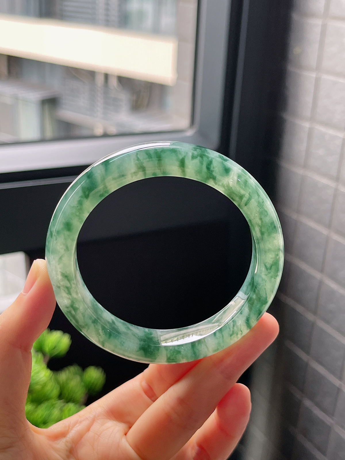圈口57，冰糯种飘花翡翠正圈手镯
