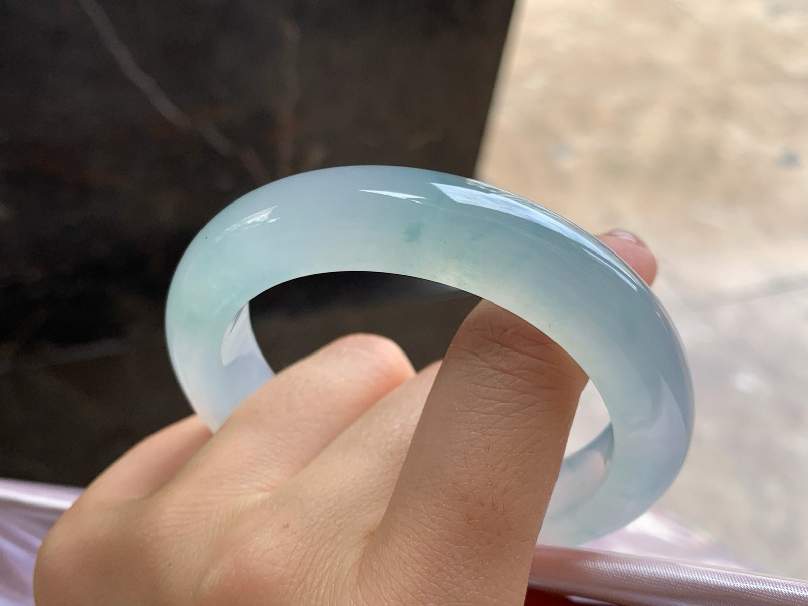 54-12.5-9.7
冰种飘花手镯^_^冰味十足～实物漂亮