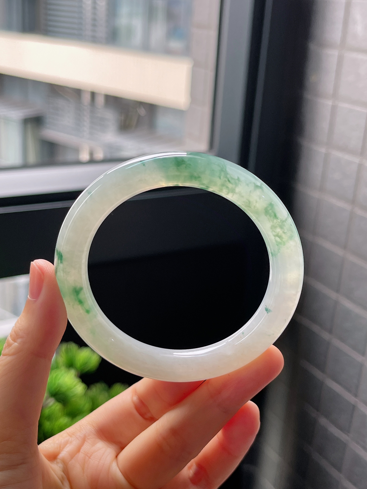 圈口54，冰糯种飘花灵动翡翠圆条手镯