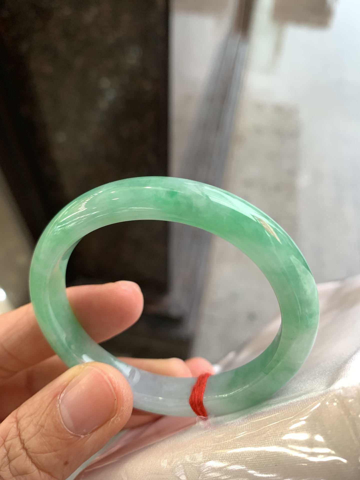 贵妃飘绿 无裂 色好