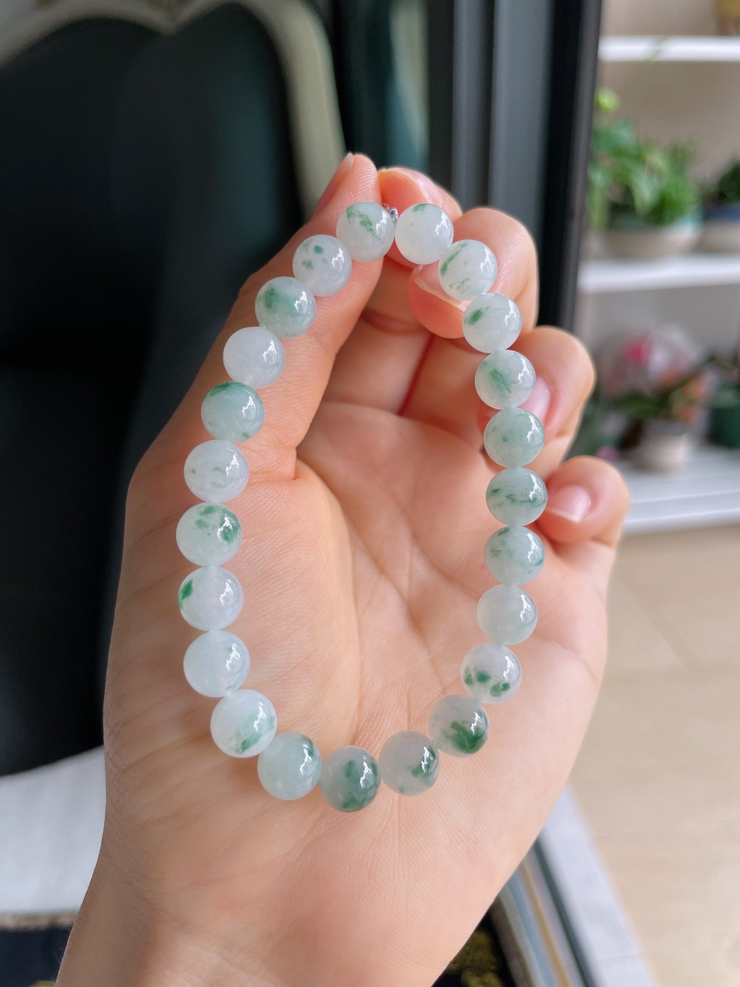 缅甸天然翡翠A货，冰飘花手串，尺寸：8mm。【编4364】