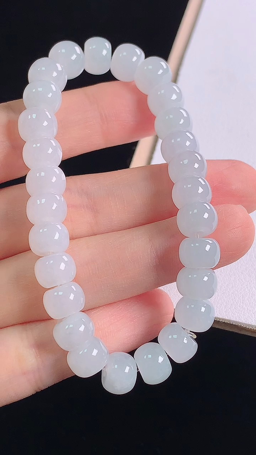 ️冰种手链，尺寸:8.1-5.9mm 3