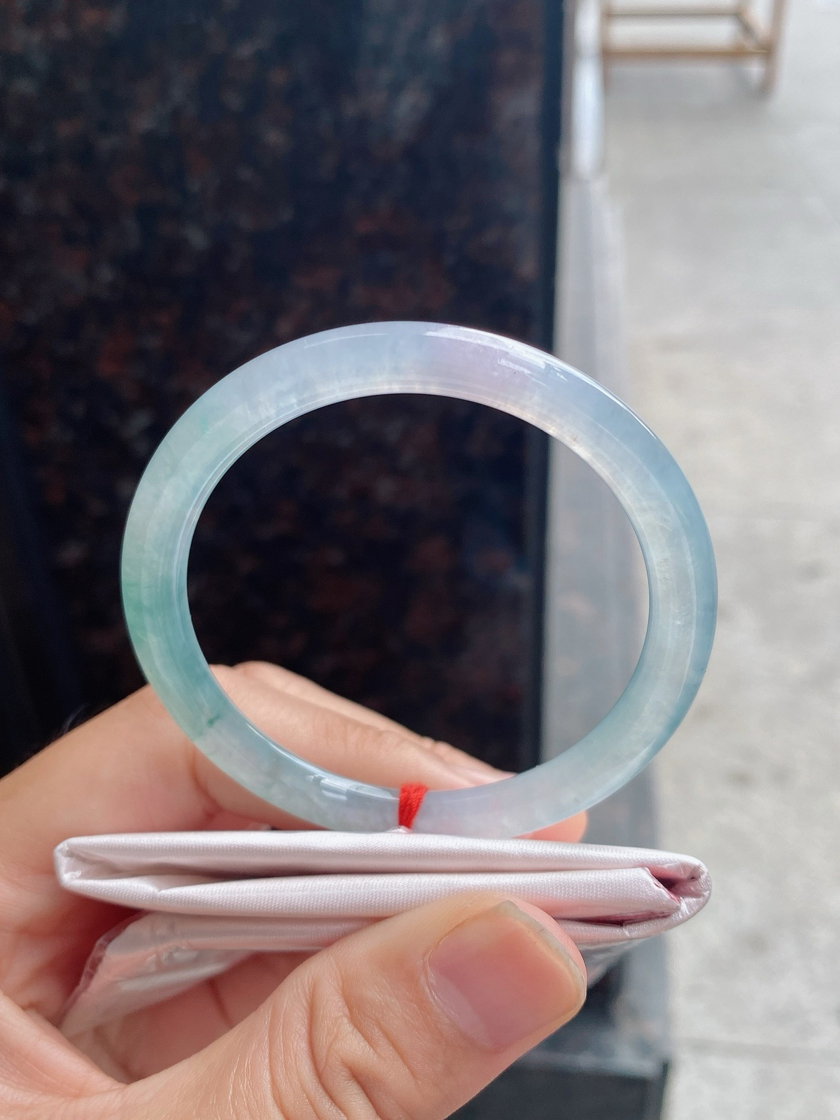 圈口52.6-5.9-7    【冰飘花圆条手镯】圈口52  53可戴  质地细腻   种水好