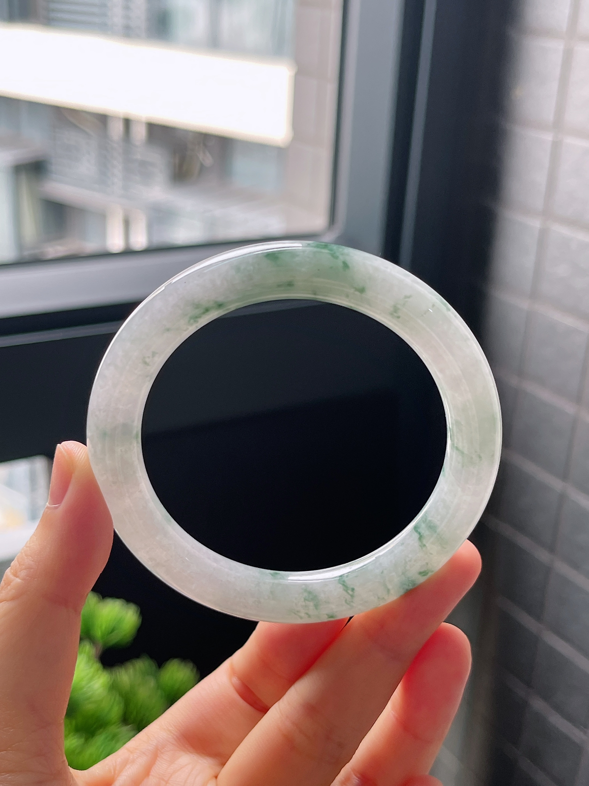 圈口53，冰糯种飘花翡翠圆条手镯