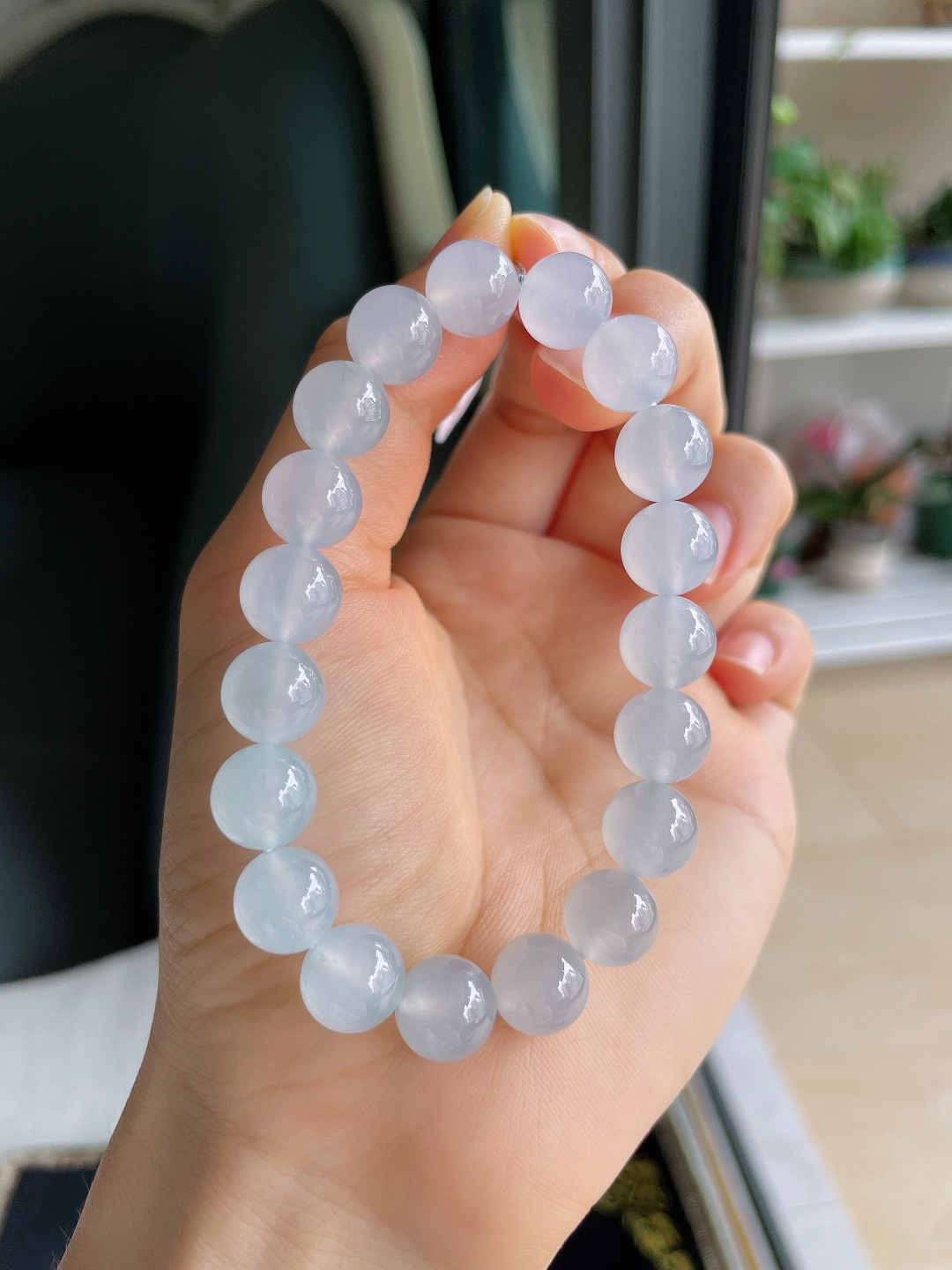 ️，缅甸天然翡翠A货，冰种白冰手串，尺寸：10mm。【编4366】