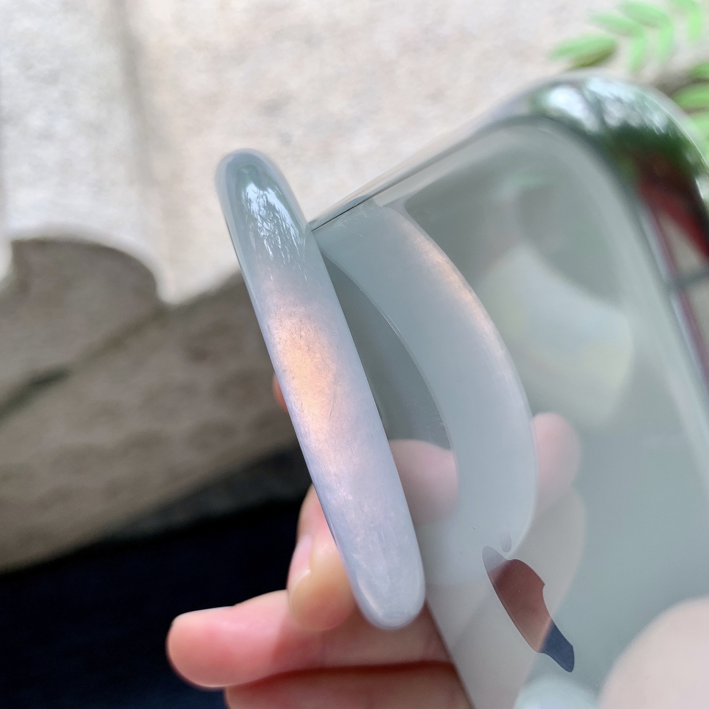 圆条52 53【编码】LH070831【描述】冰晴底，清透，水润，种老，细腻，打灯有絮线