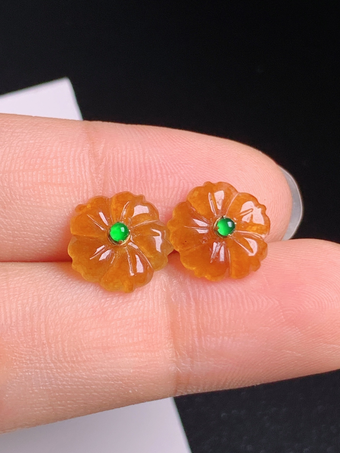 黄翡小花耳钉，暖黄温润翠色点缀，小巧温婉日常通勤款 08