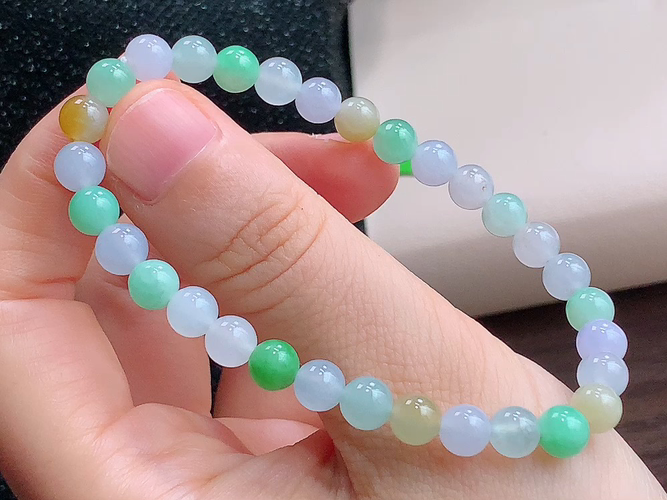 ️ 三彩手串，尺寸取一5.8mm，包A附证书